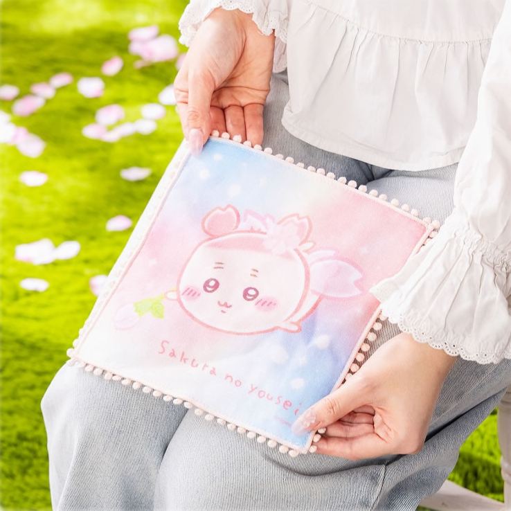 [Pre-order] "Chiikawa" Furuhonya Sakura Fairy - Hand Towel with lace