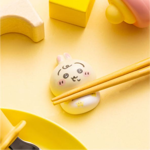 [Pre-order] "Chiikawa" Chiikawa baby Chopstick holder - Usagi