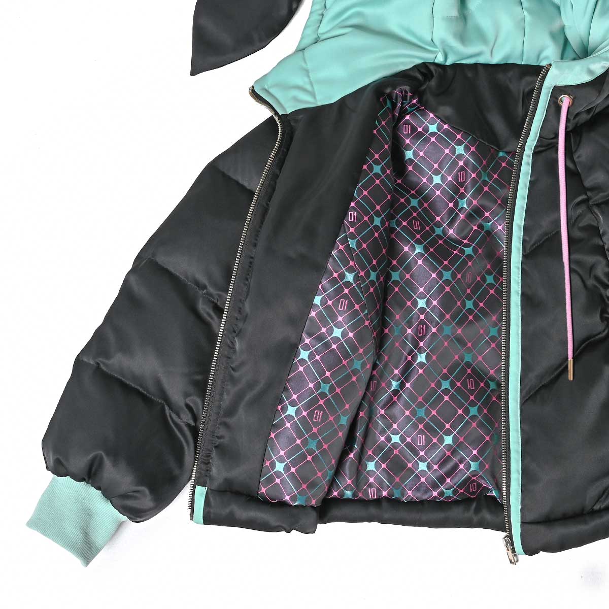 [Pre-order] "Hatsune Miku" x MAYLA Iconic Down Jacket - Black