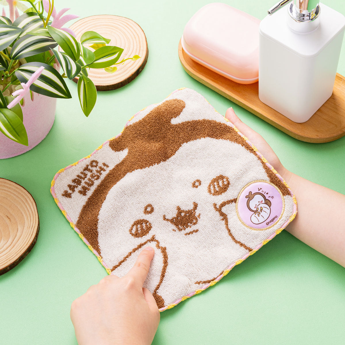 [Pre-order] "Chiikawa" Chiikawa Beetle Jacquard Hand Towel