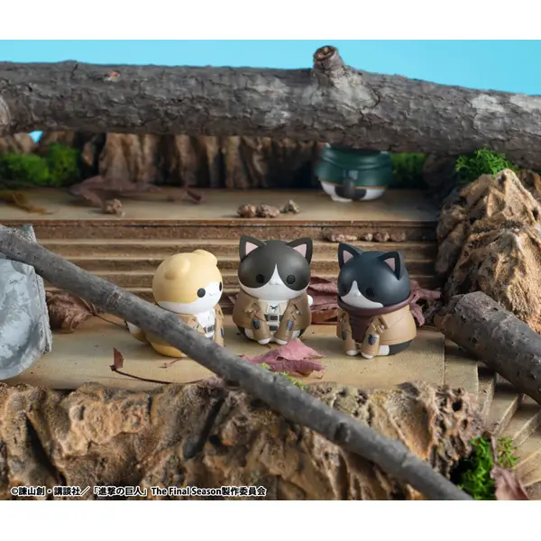 [Pre-order] "Attack on Titan" Mega Cat Project Attack on Tinyan Trading Figures Gathering Scout Regiment danyan! Assortment