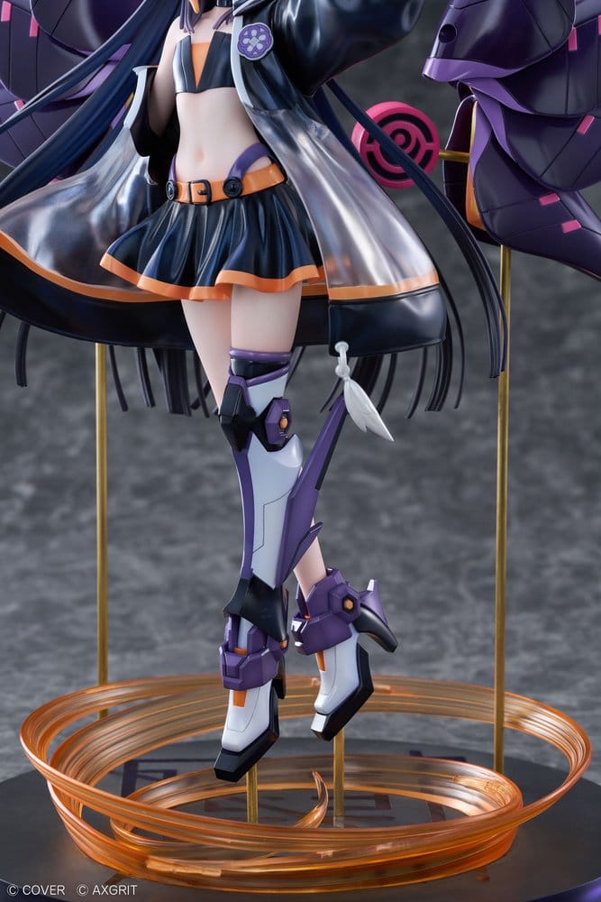 Detail of Ninomae Ina'nis AXGRIT Ver. showing the white, purple and black anti-gravity units on her crossed legs above the clear orange swirl on the base