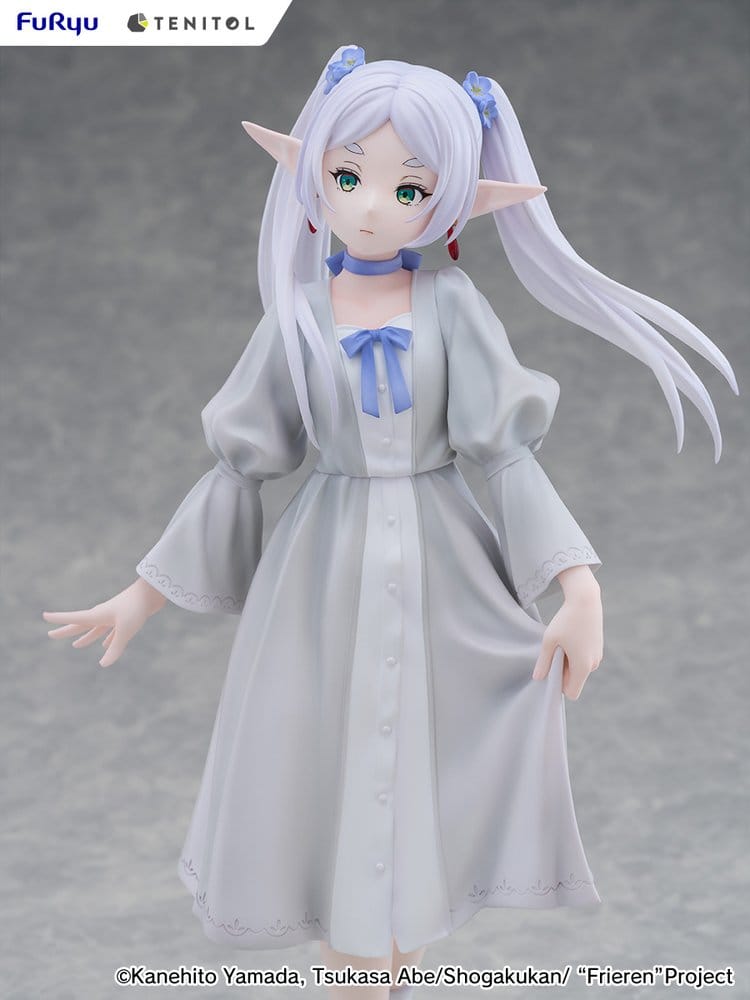 Frieren: Beyond Journey's End Tenitol Tall PVC Figure Frieren Classical dress Ver. 28 cm
