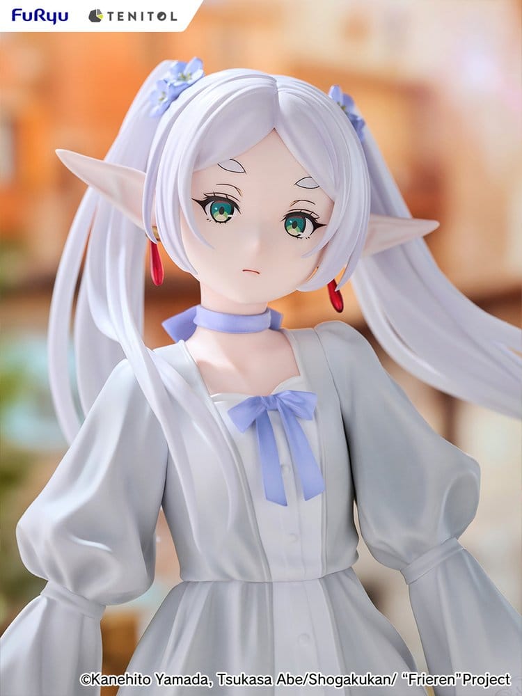 Frieren: Beyond Journey's End Tenitol Tall PVC Figure Frieren Classical dress Ver. 28 cm