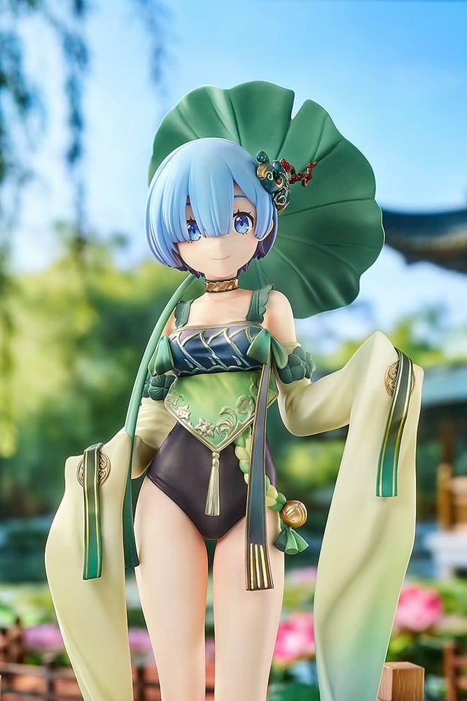Re:ZERO -Starting Life in Another World- Statue 1/7 Rem: Breather in the Garden Ver. 26 cm
