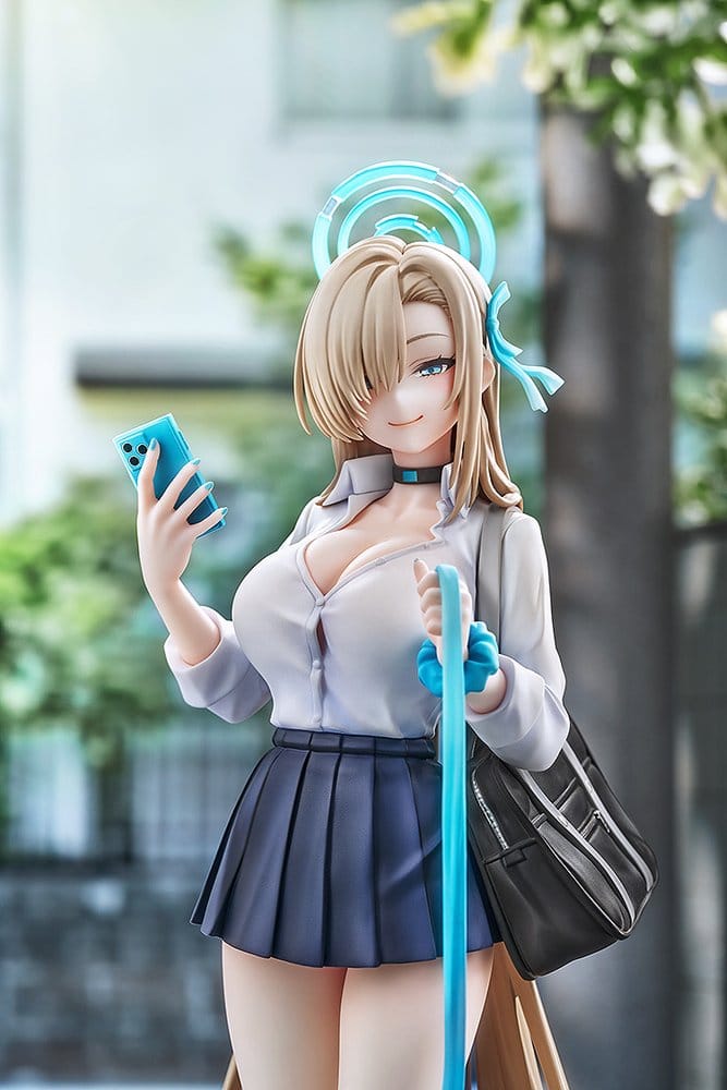Blue Archive PVC Figure 1/7 Asuna (School): Memorial Lobby Ver. 26 cm