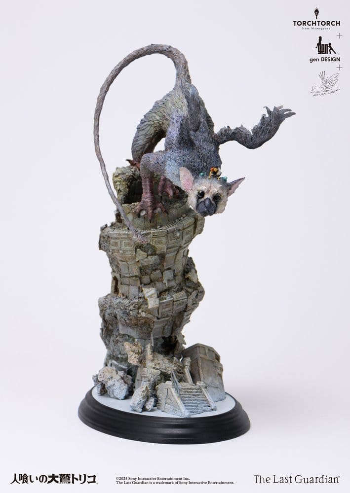 The Last Guardian Art Statue Trico by Akishi Ueda 50 cm