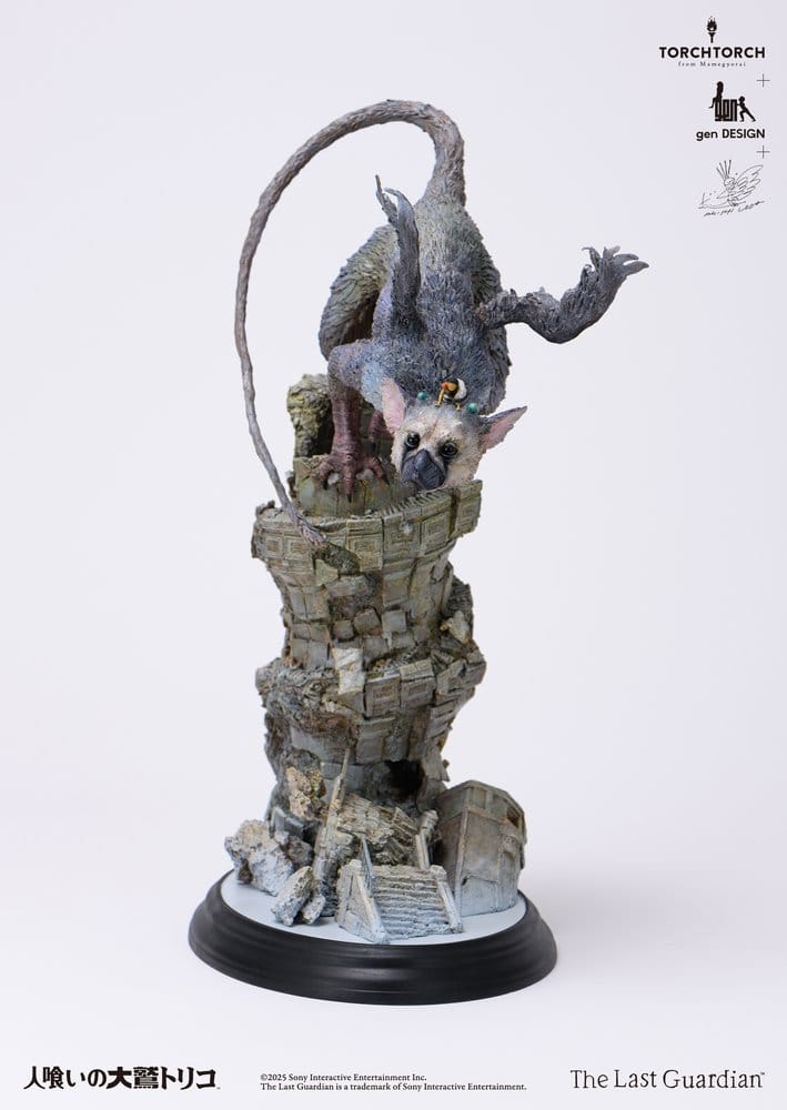 The Last Guardian Art Statue Trico by Akishi Ueda 50 cm