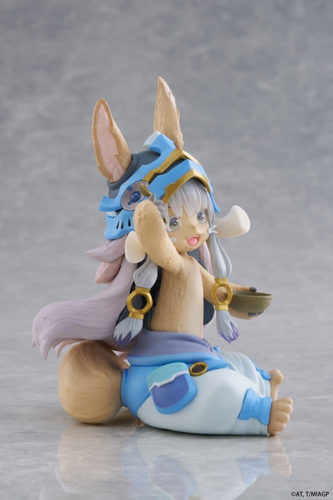 Made in Abyss Desktop Cute PVC Figure Nanachi (Mealtime ver.) 13 cm