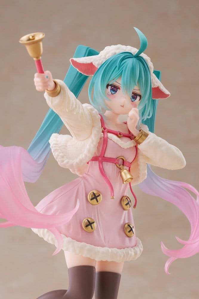 Hatsune Miku Wonderland PVC Figure Seven Little Goats 18 cm