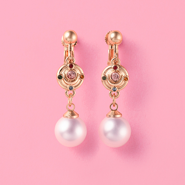 [Pre-order] "Pretty Guardian Sailor Moon" Official Store Original Pearl Earrings - Transformation Brooch