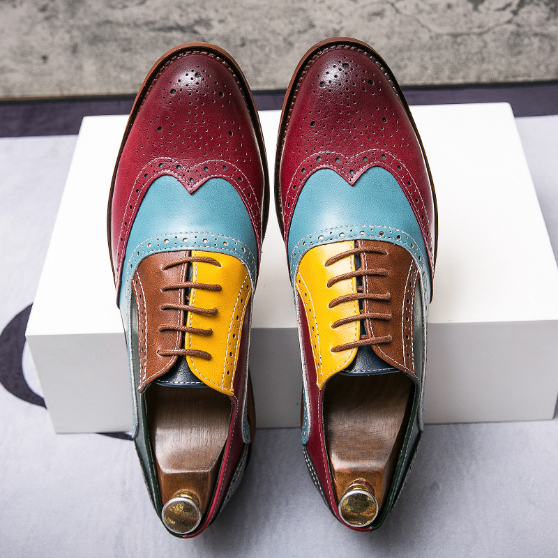 Carved English Style Color Matching Leather Shoes
