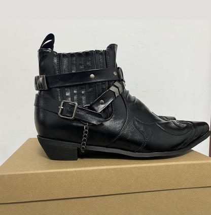 Classic retro accessories pointed boots