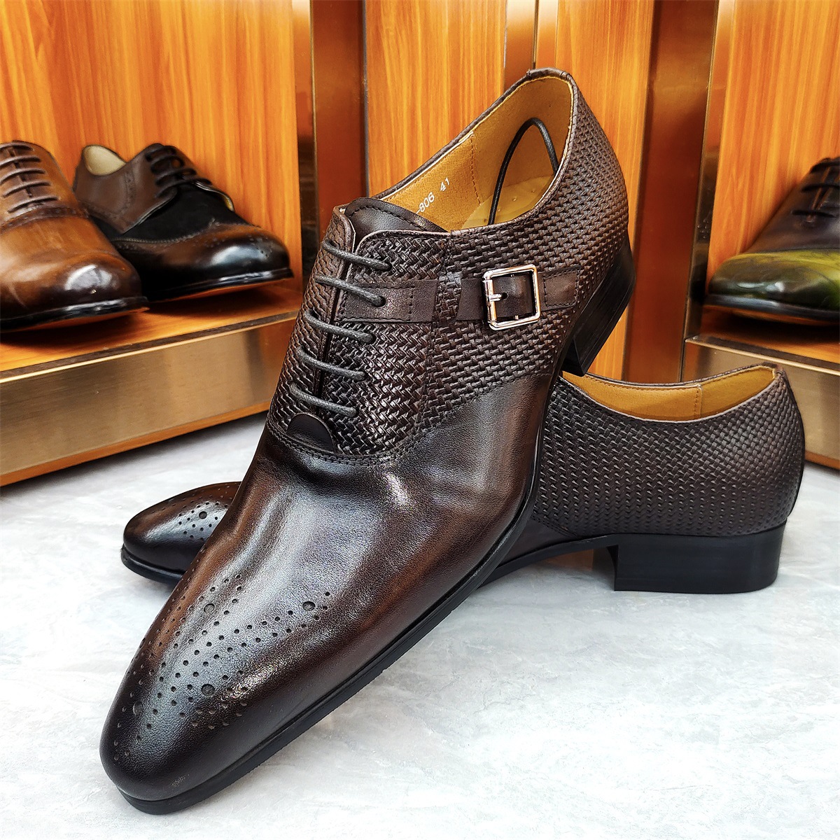 Men's Summer Genuine Leather Lace-Up Metal Buckle Brogue Oxford Shoes