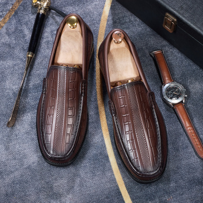 Vintage Elegant Men's Loafers Hand-Stitched Crocodile Embossed Genuine Leather Shoes
