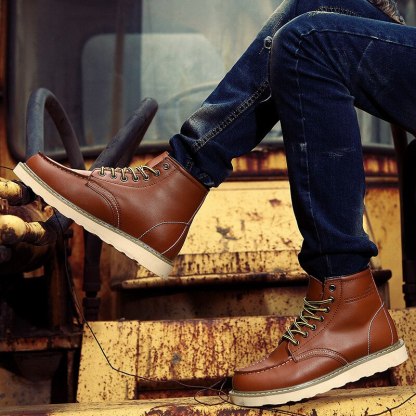 Vintage leather boots for men comfortable British style large size outdoor work boots
