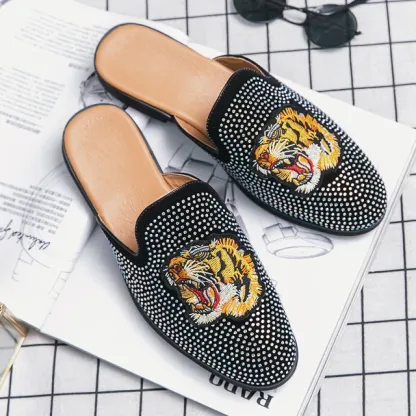 Luxury Tassel Men Slipper Summer Winter Mules Buckle Loafers Mens Leather Retro Flats Heels Party Slippers Slides Slip On Shoes