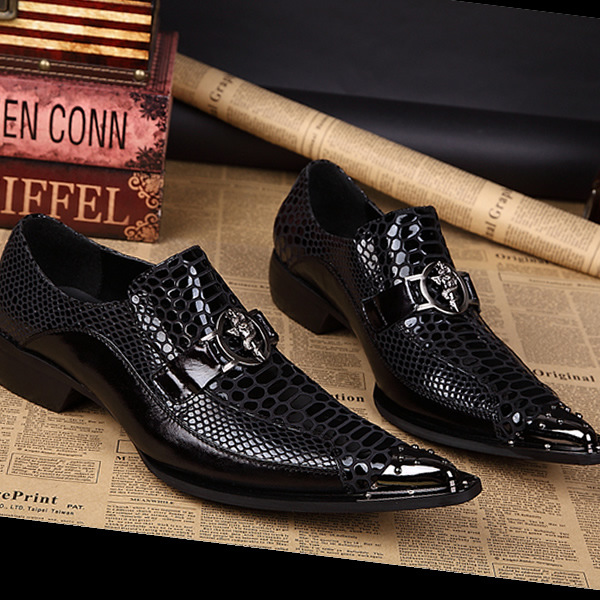 Men's genuine leather shoes Youth business casual leather shoes Korean style personality men's trendy shoes buckle iron head British leather shoes