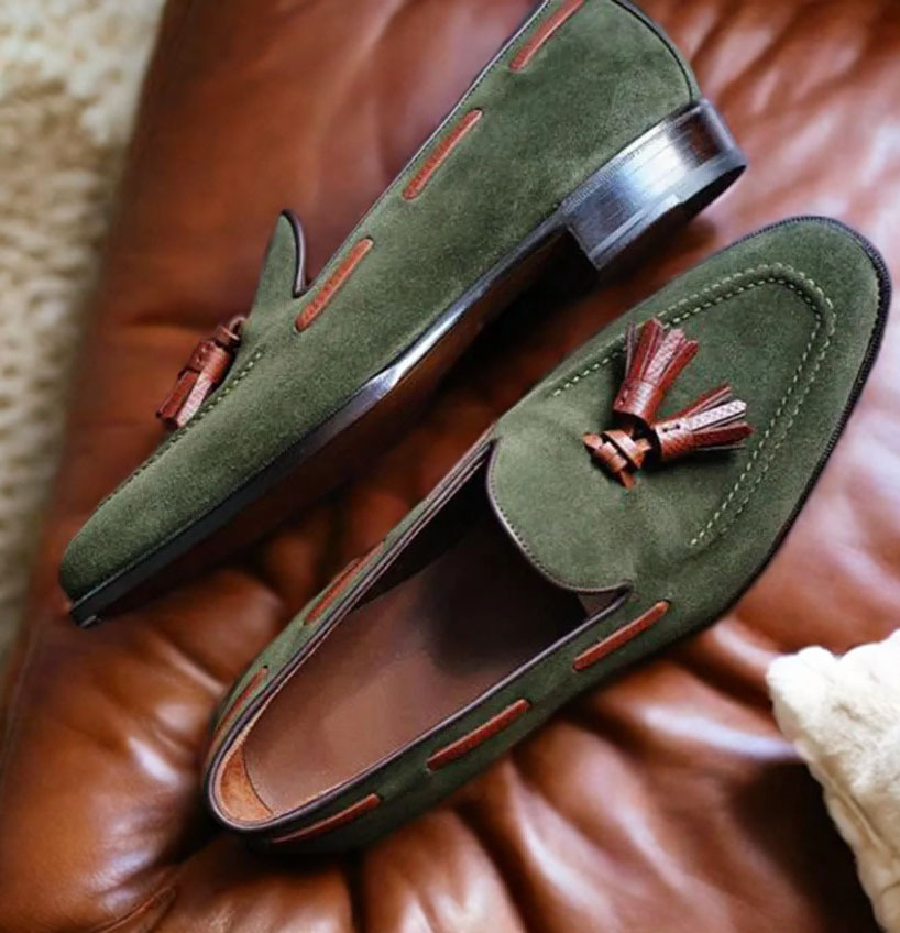 Retro dark green nubuck leather loafers & exquisite tassel embellishment