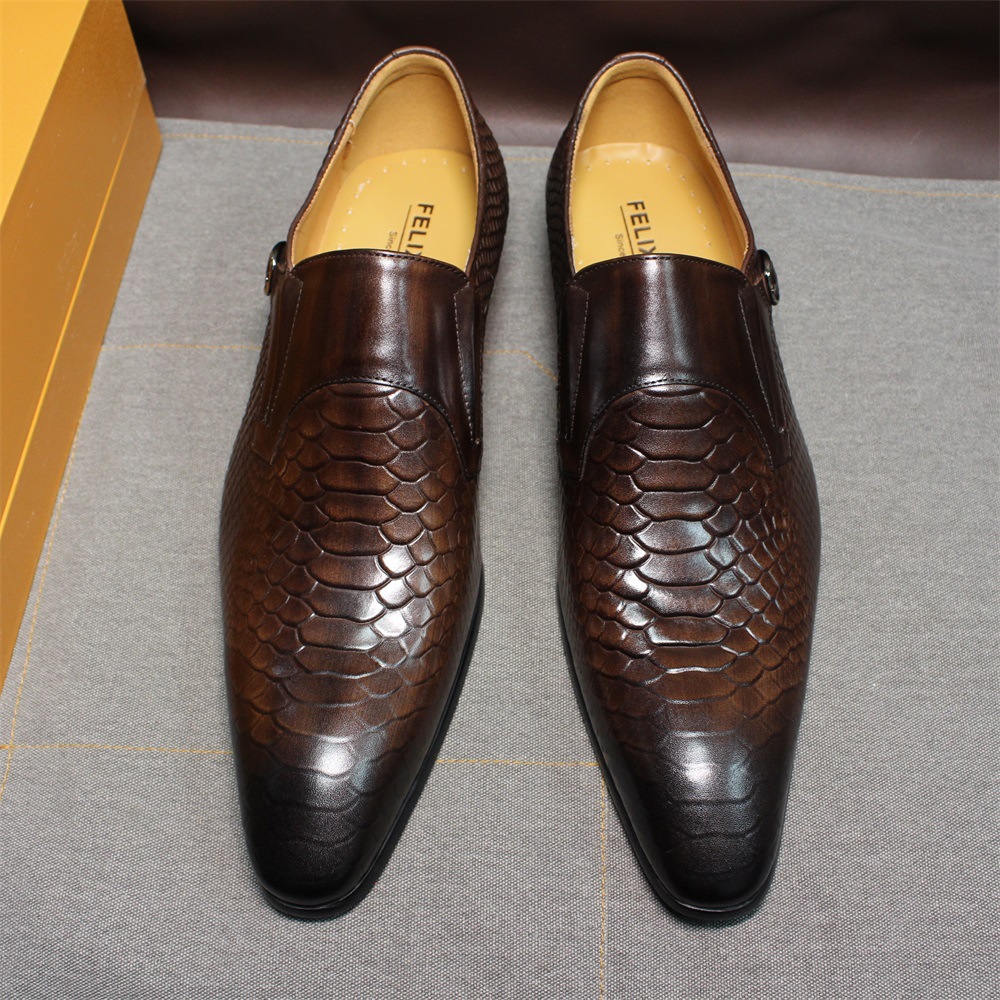 Men's Genuine Leather Crocodile Embossed Pointed Toe Loafers