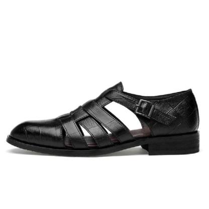 Retro Crocodile Pattern Leather Sandals