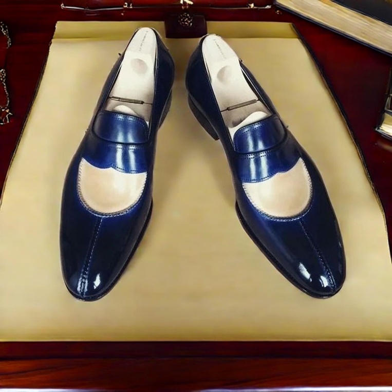 Stylish Navy - Blue Leather Loafers: Elegant and Sophisticated Footwear