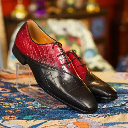 Men's red and black embossed Oxford shoes