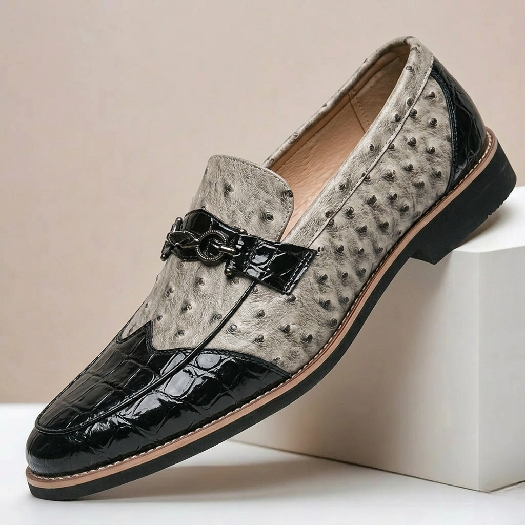 Vintage Pattern Metal Buckle Men Slip On Loafers