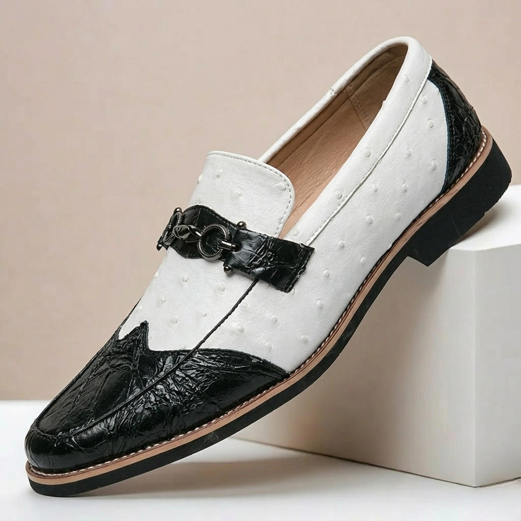 Vintage Pattern Metal Buckle Men Slip On Loafers