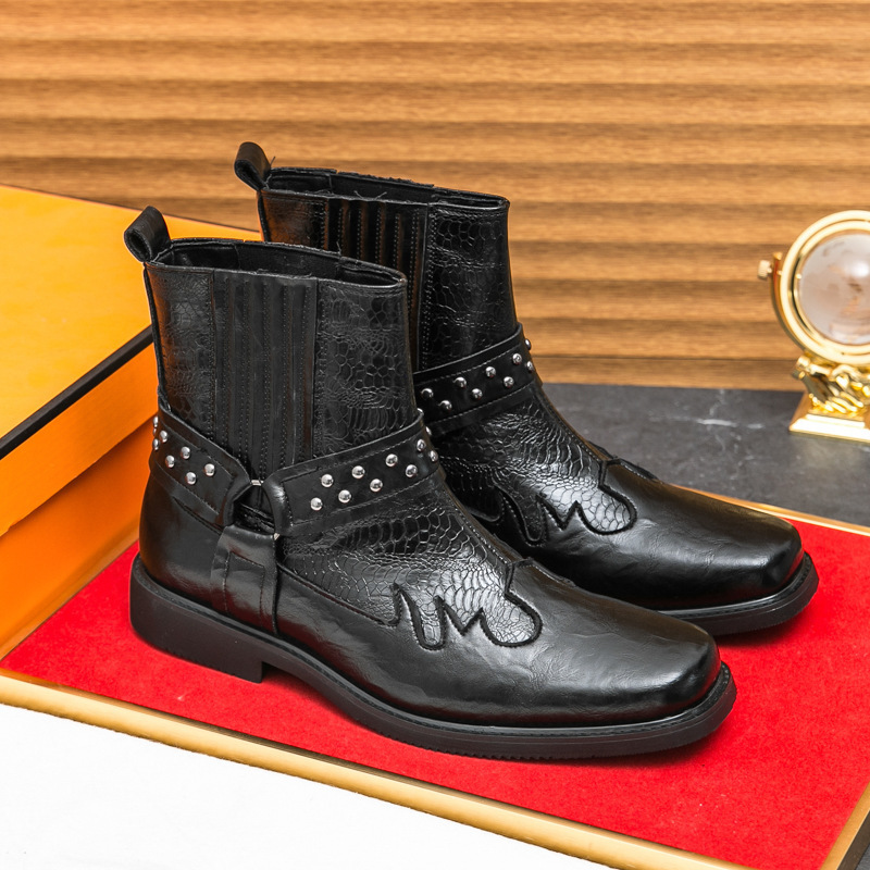 Men's Embroidered Chunky Heel Martin Boots