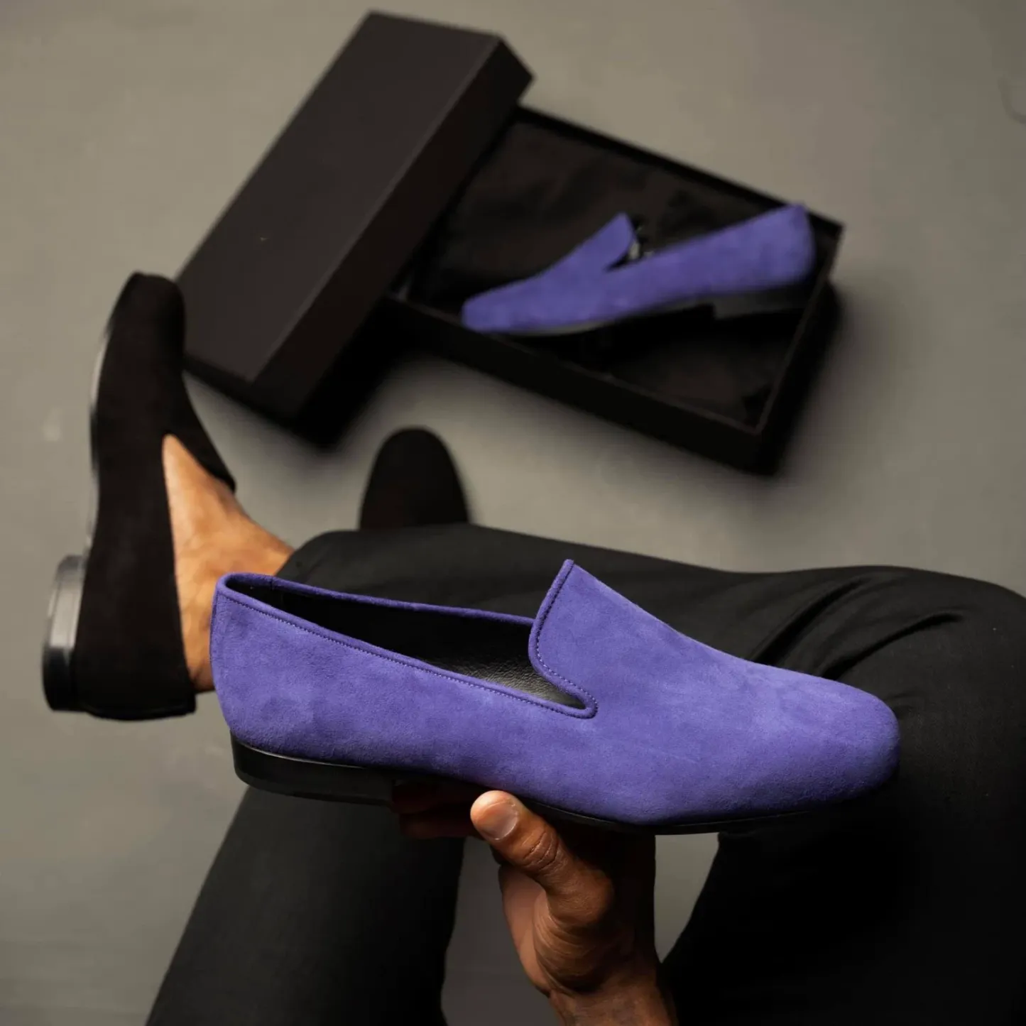 Fashionable and simple suede casual shoes
