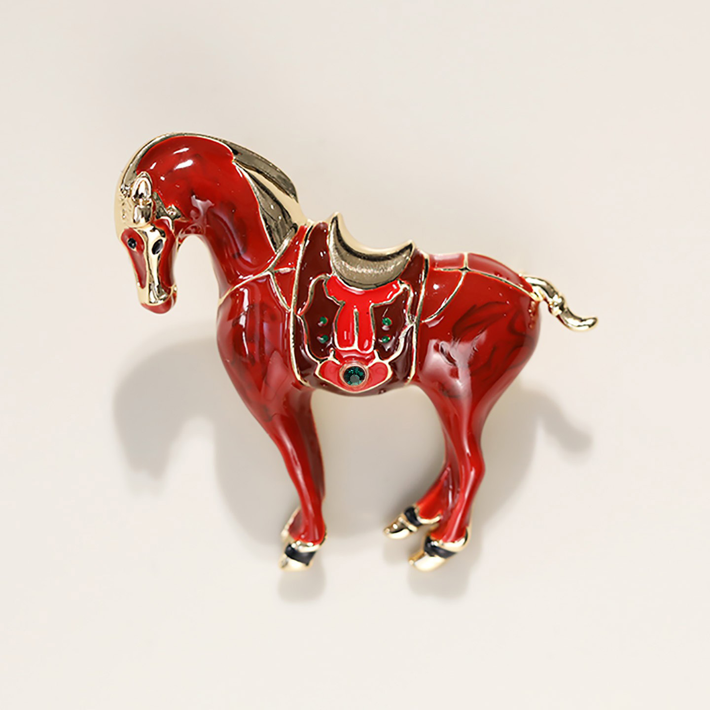 Oil painting horse zodiac brooch, suitable for both men and women.