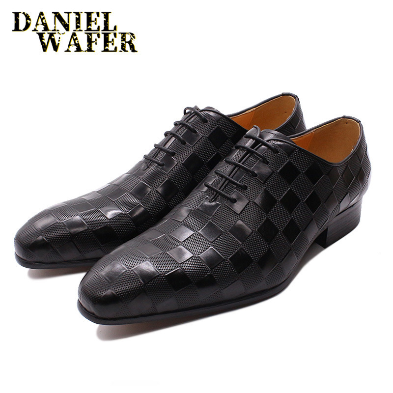 Cross-border e-commerce hot-selling men's genuine leather business formal shoes cowhide handmade brick pattern embossed Oxford shoes pointed leather shoes