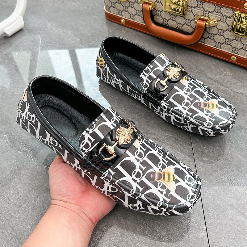 Chic Men’s Loafers with Bee Detail and Monogram Print