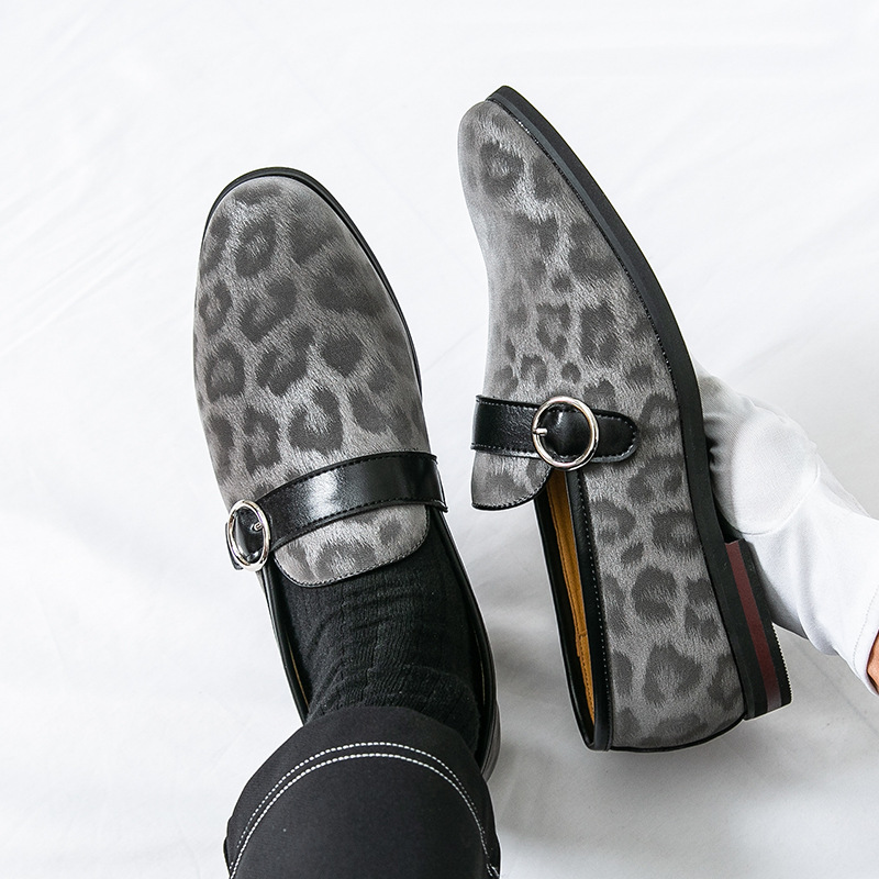 Men's 2025 Spring and Autumn Retro Slip-On Business Formal Loafers