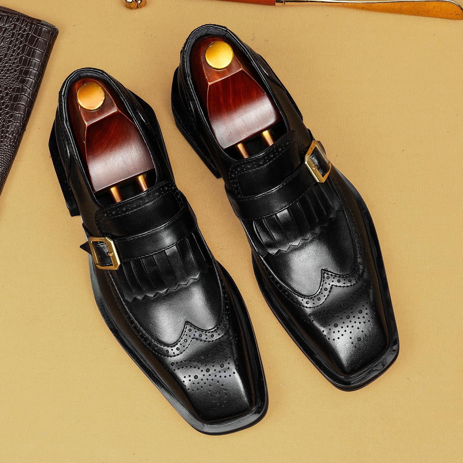 [Copy]Autumn 2026 High-End Men's Leather Shoes – Affordable Luxury, Wide-Toe Design