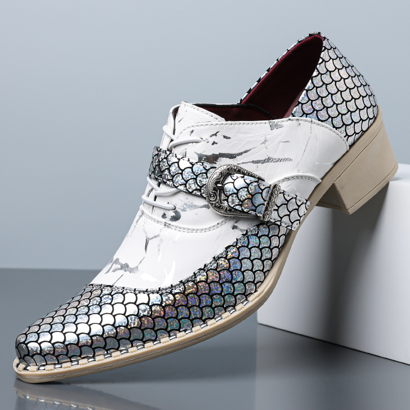 2026 New Pointed-Toe Casual Shoes with Fish-Scale Texture