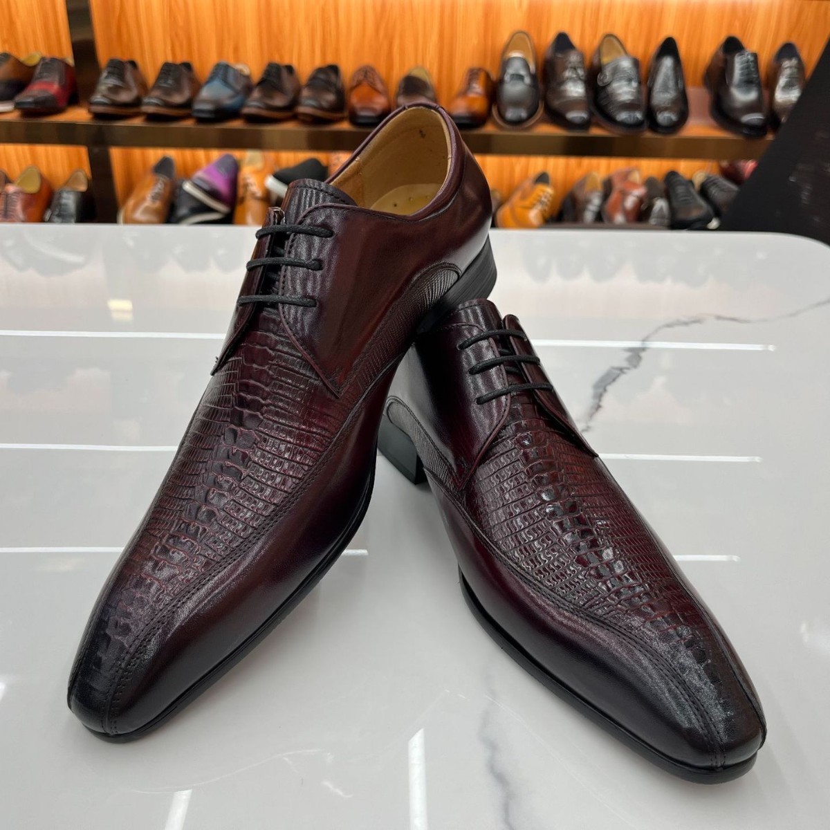Men’s Burgundy Mixed‑Leather Derby Shoes | Croc‑Embossed Panel Lace‑Up Luxury Formal Dress Shoes