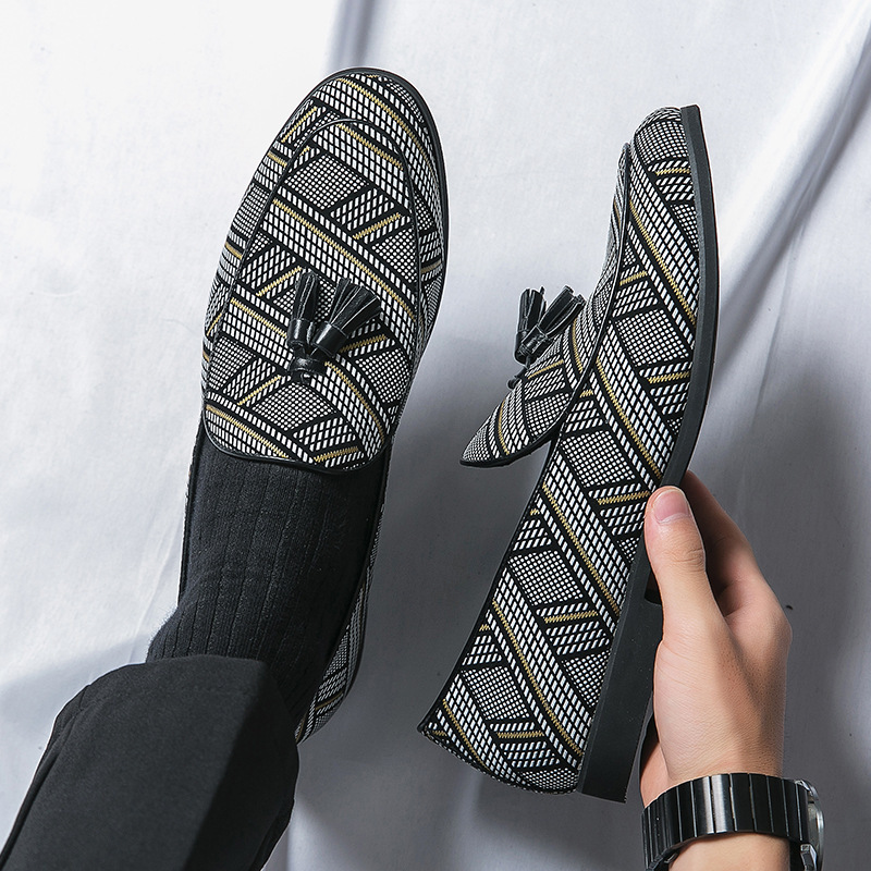 Men's slip-on fashion leather shoes cross-border large size 48 ethnic style slip-on lazy leather shoes men's loafers