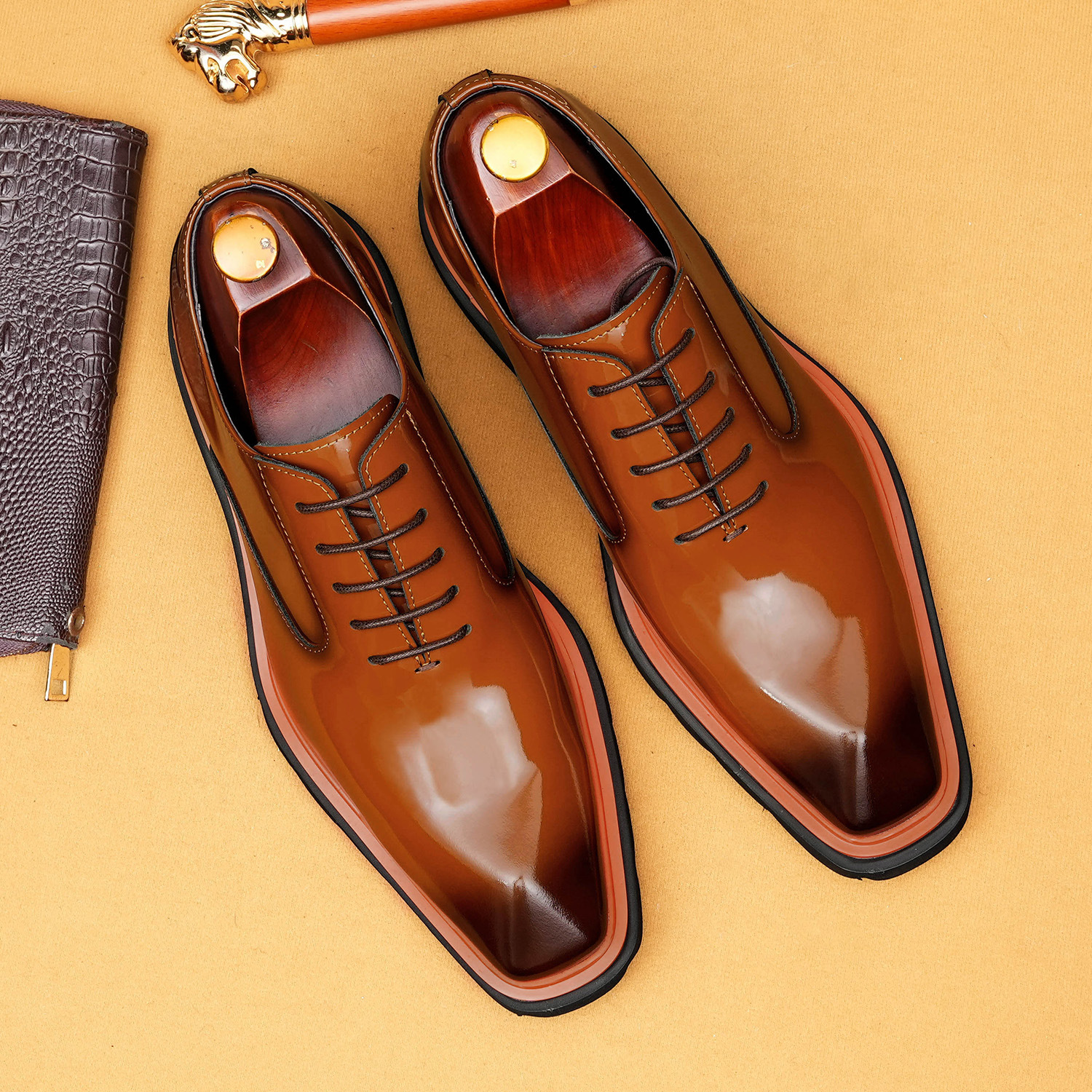 [Copy]2026 New Fashionable Pointed Toe Lace-up Men's High-End Leather Shoes with Red and Blue Trim and Thick Sole Design