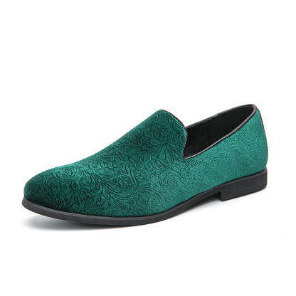 A pair of summer slip-on lazy shoes for men British pointed toe casual leather shoes suede trendy shoes