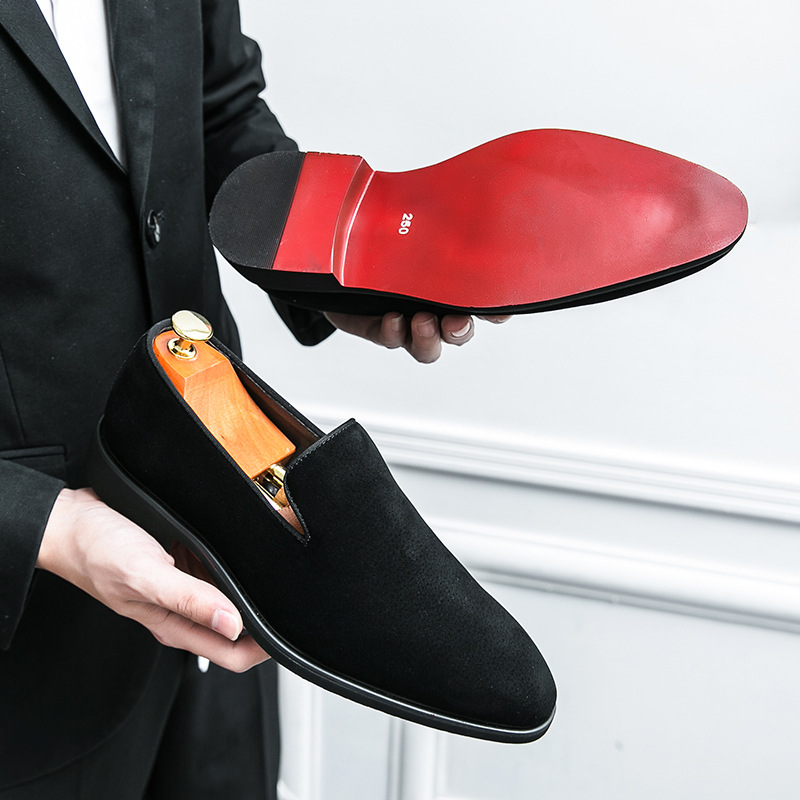 Amazon's best-selling men's casual loafers with pointed toe, frosted leather, red sole, British fashion slip-on shoes