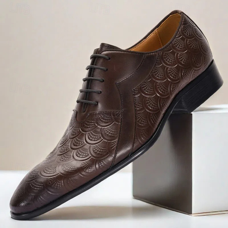 Large size men's British style pointed toe leather shoes