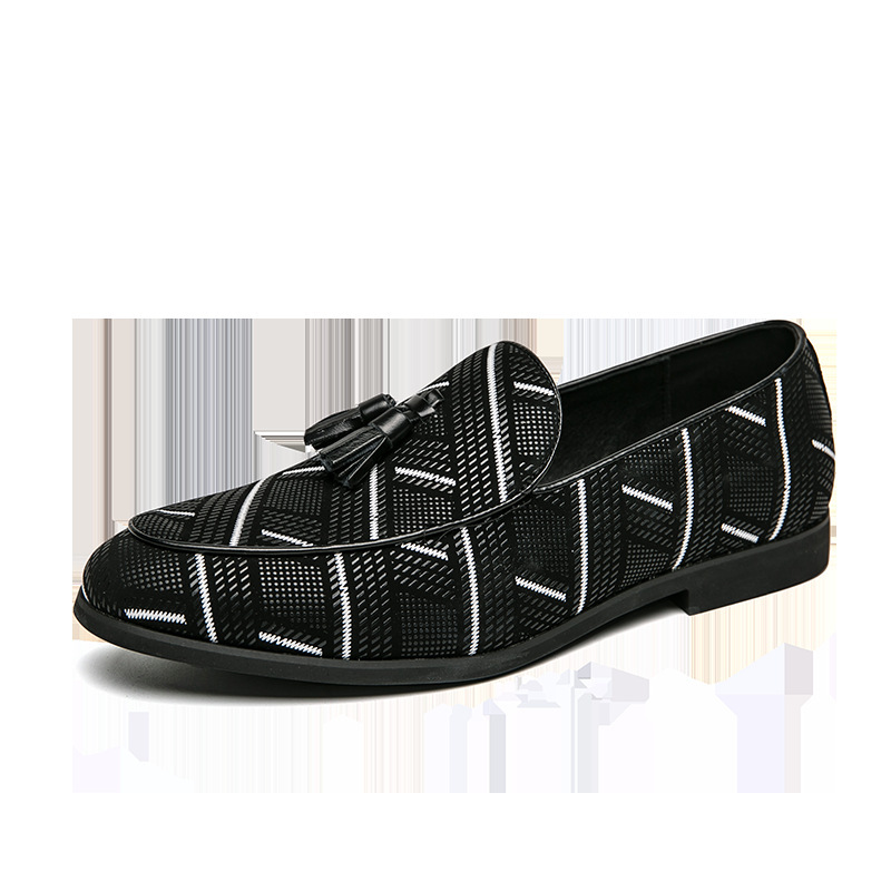 Men's slip-on fashion leather shoes cross-border large size 48 ethnic style slip-on lazy leather shoes men's loafers