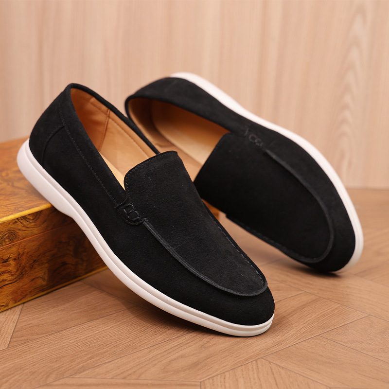 Men's suede loafers suitable for all seasons