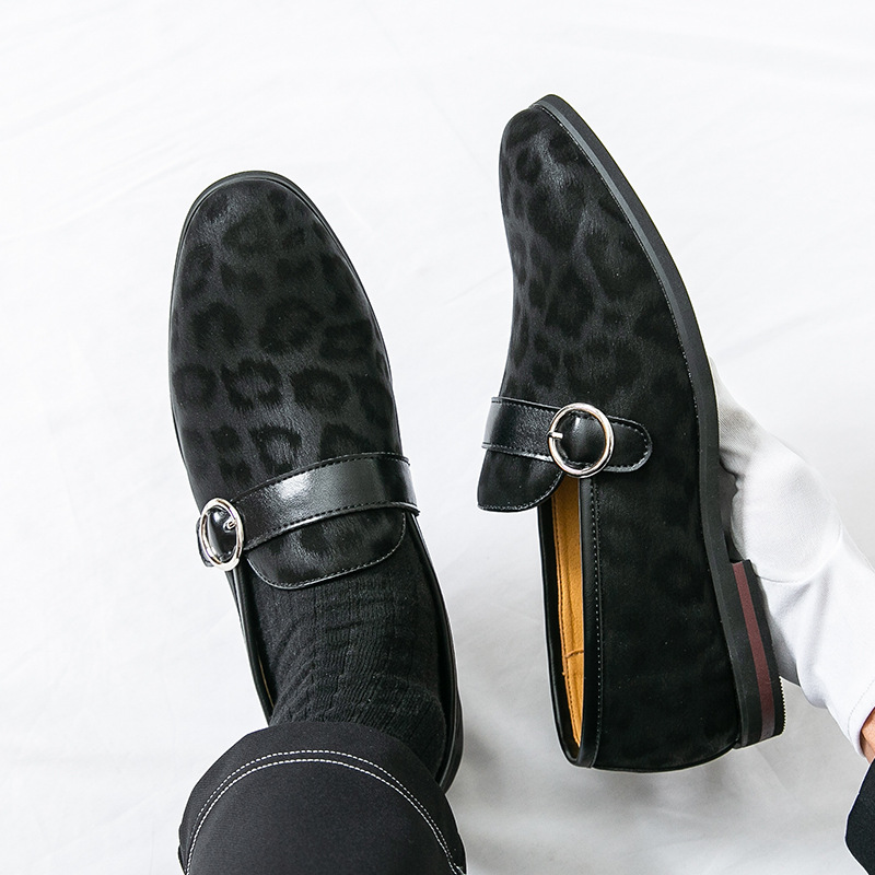 Men's 2025 Spring and Autumn Retro Slip-On Business Formal Loafers