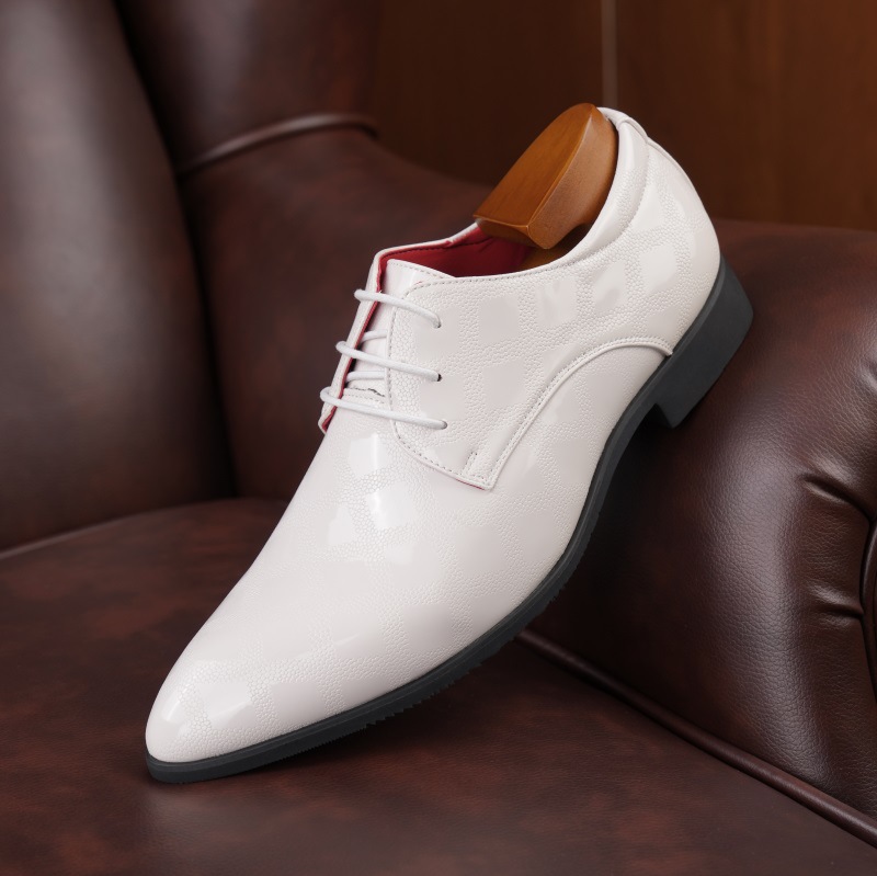Shiny embossed leather shoes for men wholesale pointed lace-up trendy shoes Amazon wish LAZADA cross-border shipping
