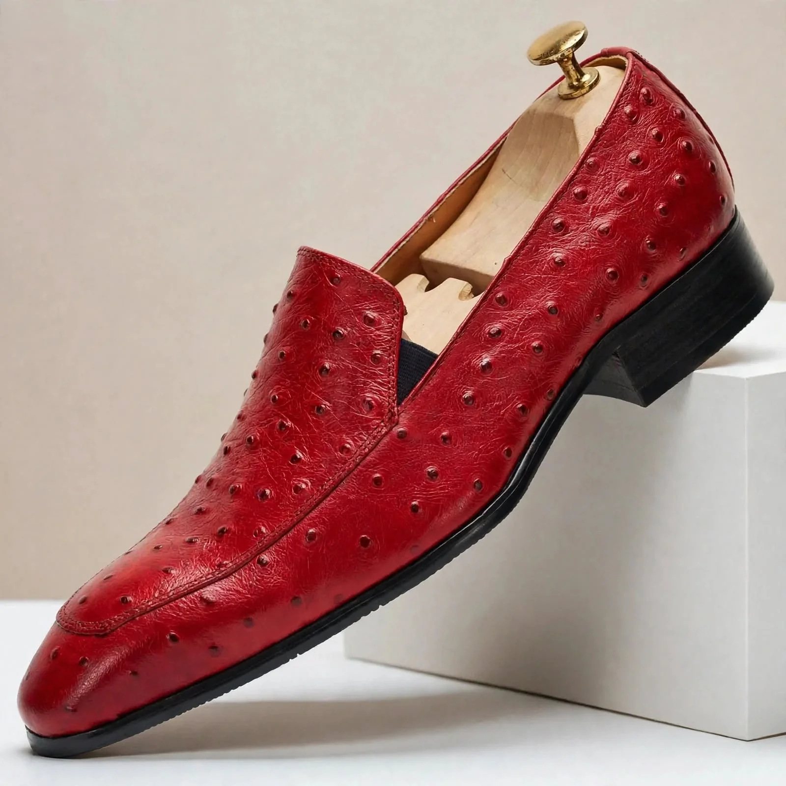2026 new blue ostrich pattern light luxury leather loafers