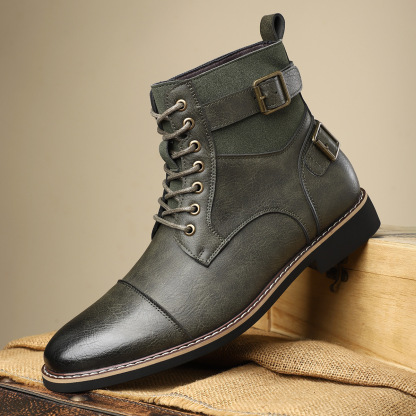 2024 new British style men's casual Martin boots non-slip retro mid-cut pointed leather boots sleeve work boots