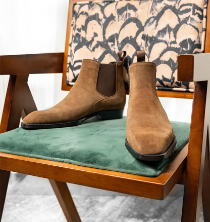 Men's small square toe leather luxury Chelsea boots